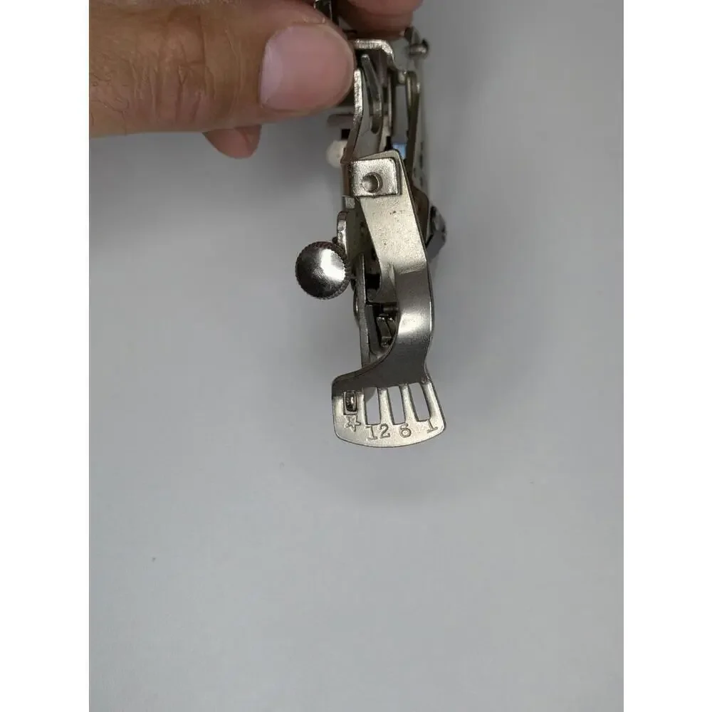 Singer Sewing Machine Ruffler Foot USA 1261 - Picture 2 of 3